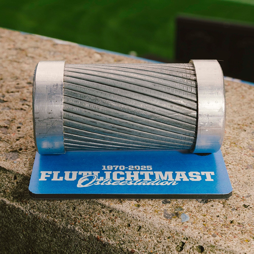 Original Spannseil Flutlichtmast